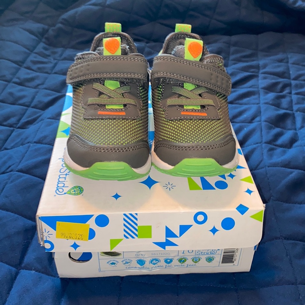 Brand new Step & Stride tennis shoes